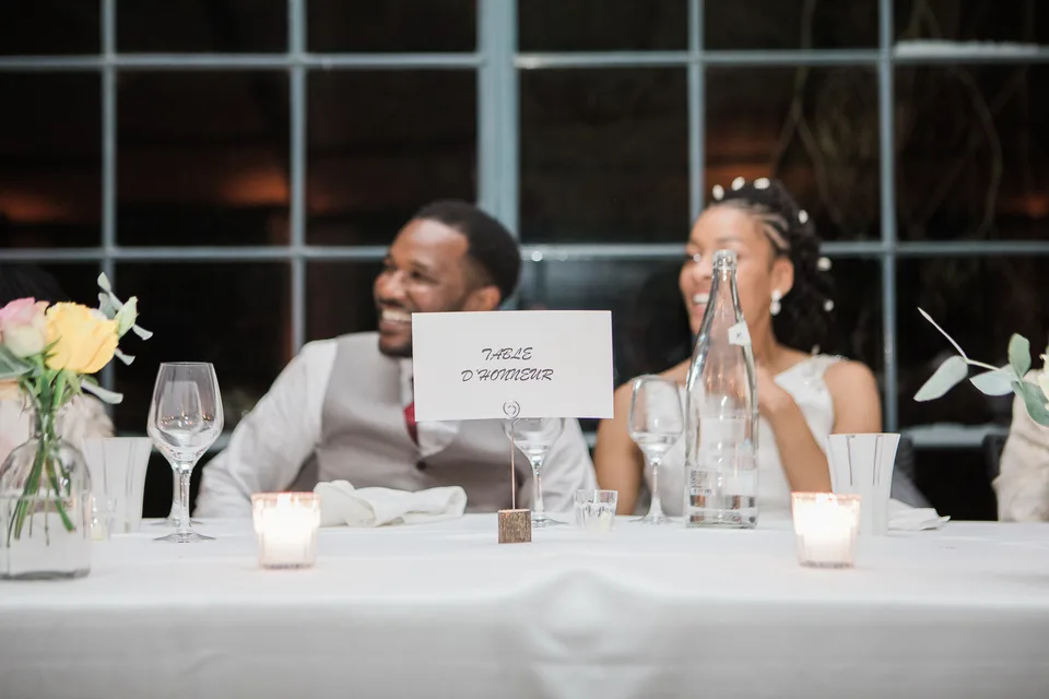 Laughter at the newlyweds’ table